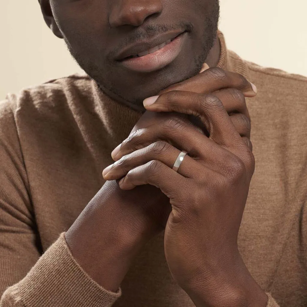 Histoire D'Or Alliance Artemis Ruban Plat Or Blanc – Image 6