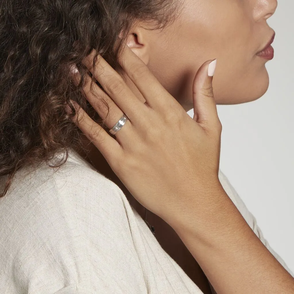 Histoire D'Or Alliance Sidaine Ruban Plat Or Blanc – Image 3