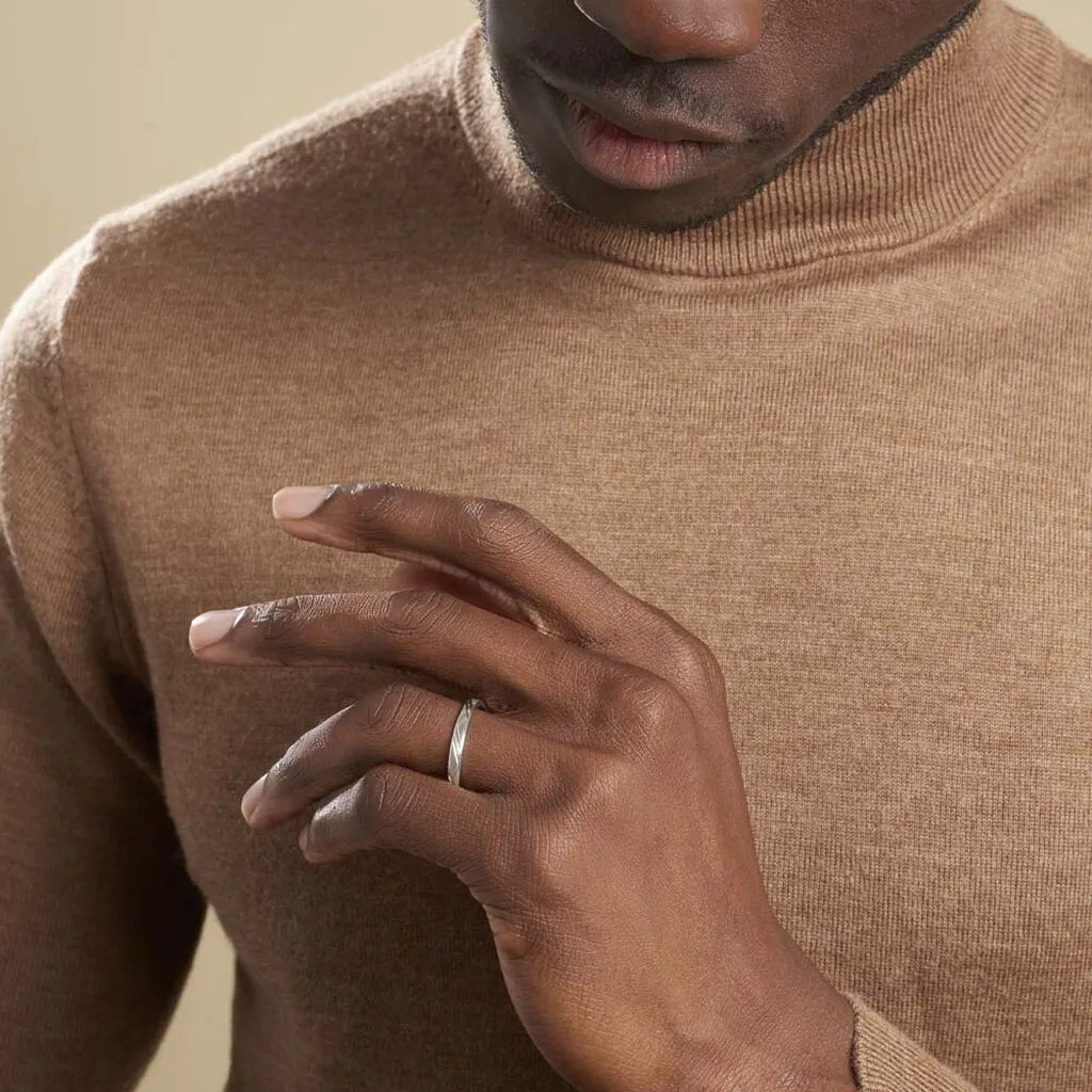 Histoire D'Or Alliance Samiha Ruban Plat Or Blanc – Image 6