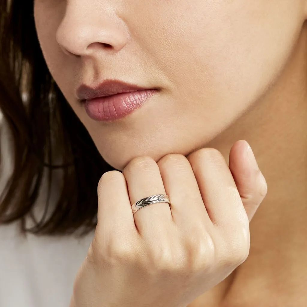 Histoire D'Or Alliance Epi Ruban Plat Or Blanc – Image 4