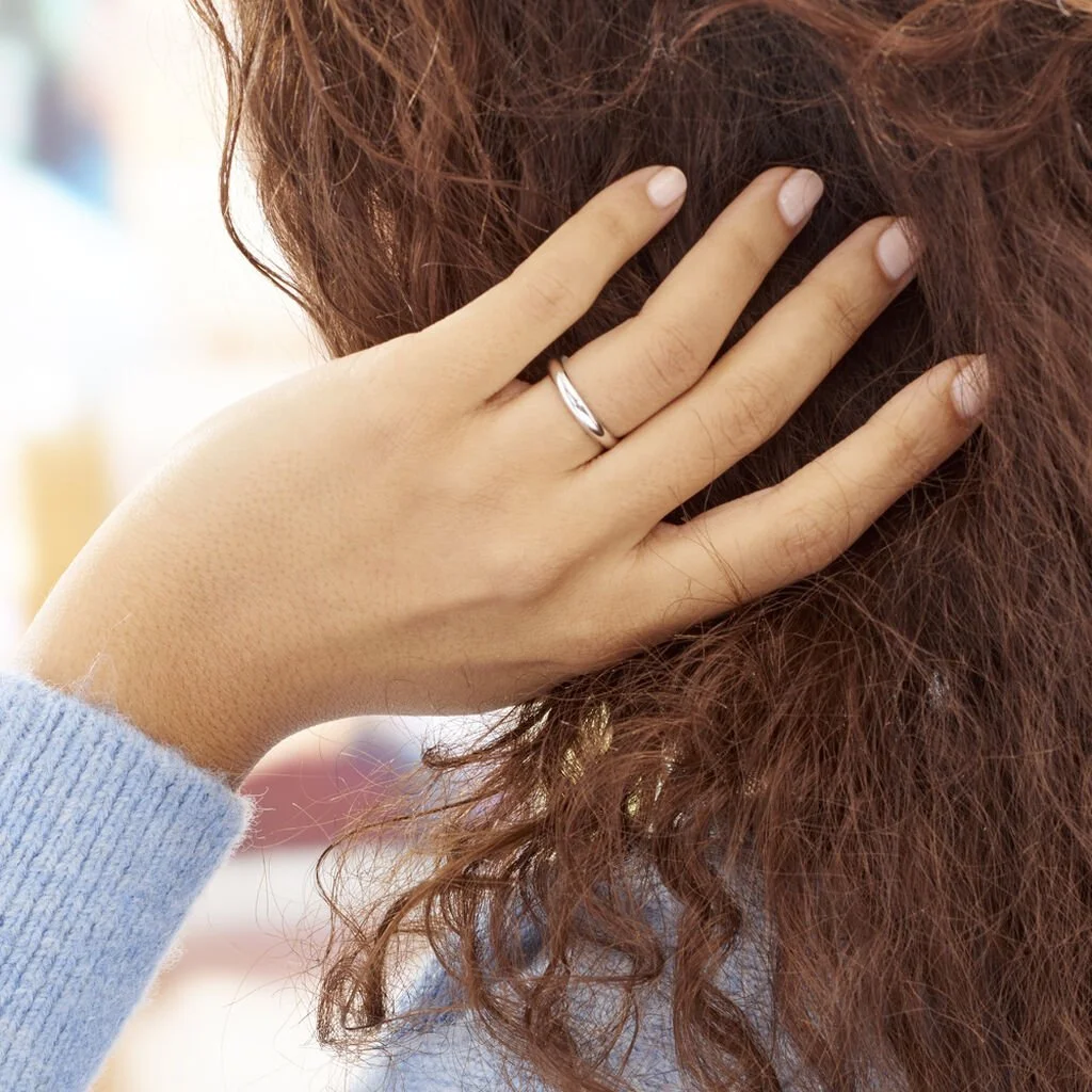 Histoire D'Or Alliance Aphrodite Demi Jonc Bombe Or Blanc – Image 5