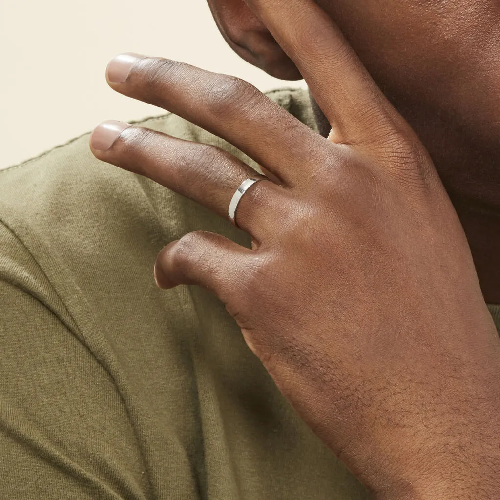 Histoire D'Or Alliance Julie Ruban Classique Or Blanc – Image 6