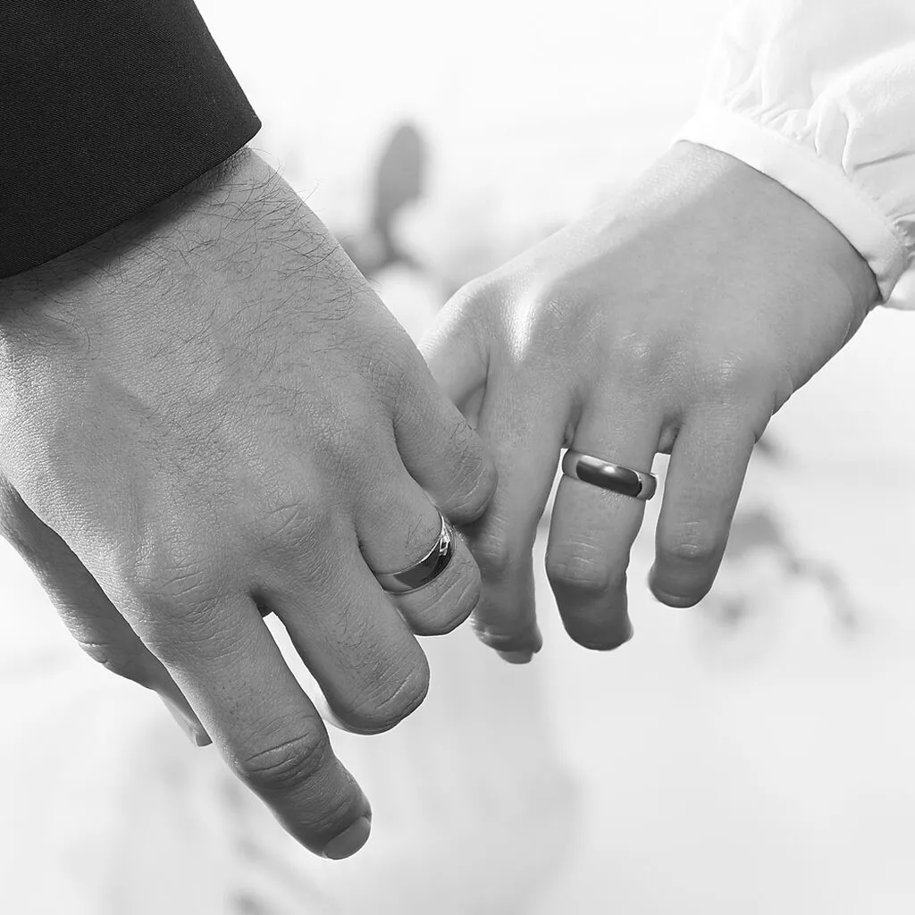 Histoire D'Or Alliance Aphrodite Demi Jonc Bombé Or Jaune – Image 4